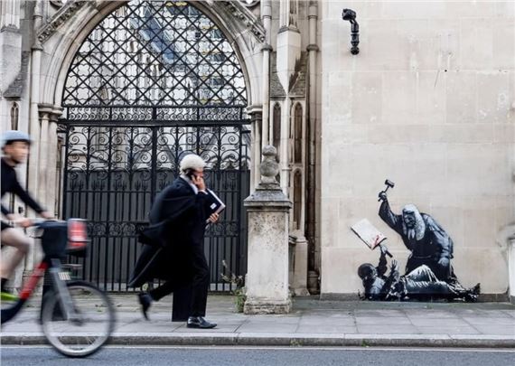 Banksy at the Royal Courts of Justice: Protest, Power and the Art of Intervention