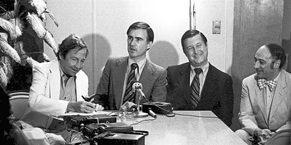 Sam Francis Foundation sues nine galleries for artists' royalties